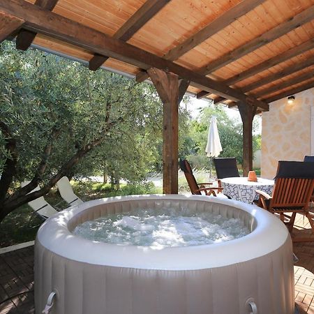 Hacienda Mia With Yacuzzi And Free Parking Zadar Eksteriør billede