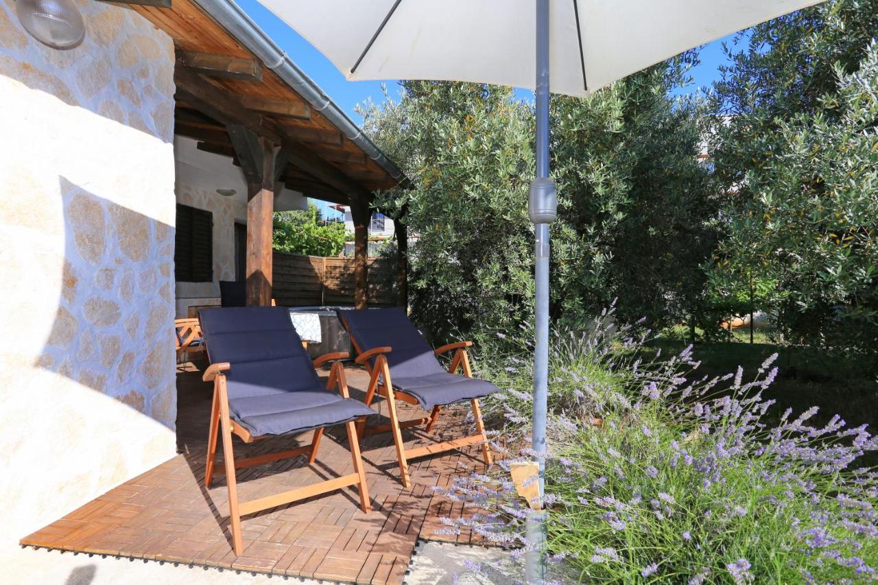 Hacienda Mia With Yacuzzi And Free Parking Zadar Eksteriør billede